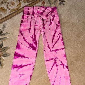 Hot pink and pink legging set the brand is pink it’s tie dye